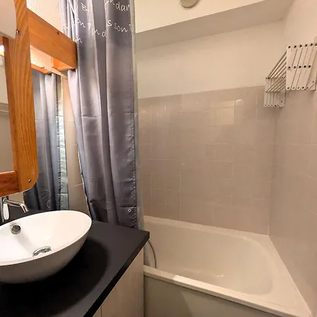 Moderne 1 Avec Piscine, Proche Et Village - Fr-1-342-328 Apartment