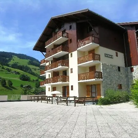 Moderne 1 Avec Piscine, Proche Et Village - Fr-1-342-328 *